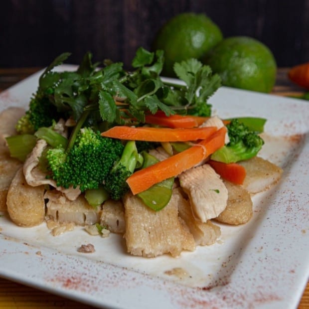 Chicken with Vegetables Pan Fried Noodle (Pho Ap Chao Ga).